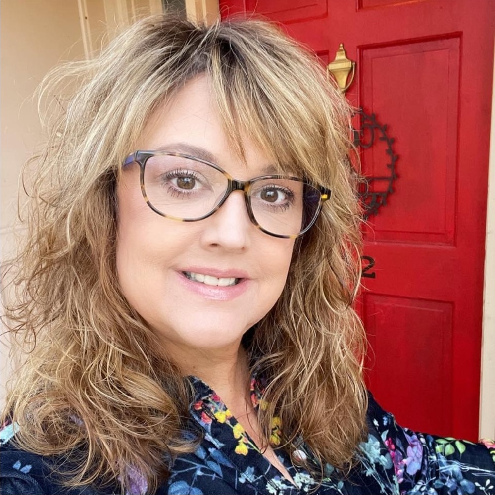 Meet your Posher, Christine